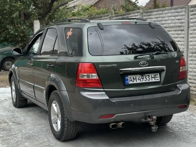 Киа Соренто 2006 в Ирпене на Automoto.ua Зеленый Киа Соренто, объемом двигателя 2.5 л и пробегом 300 тыс. км за 4500 $, фото 4 на Automoto.ua