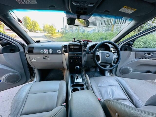 Зеленый Киа Соренто, объемом двигателя 2.5 л и пробегом 280 тыс. км за 3587 $, фото 6 на Automoto.ua