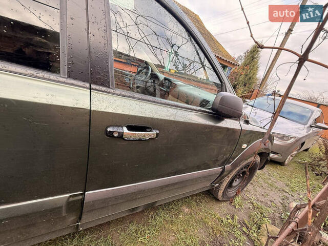 Зелений Кіа Соренто, об'ємом двигуна 2.5 л та пробігом 311 тис. км за 3500 $, фото 3 на Automoto.ua