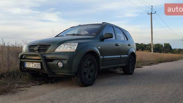 Зелений Кіа Соренто, об'ємом двигуна 2.5 л та пробігом 280 тис. км за 4300 $, фото 3 на Automoto.ua