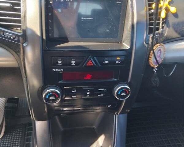 Зелений Кіа Соренто, об'ємом двигуна 2.4 л та пробігом 265 тис. км за 10999 $, фото 15 на Automoto.ua