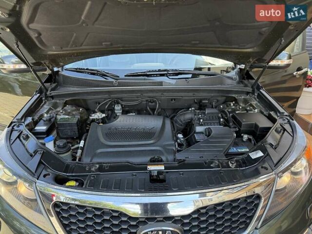 Зелений Кіа Соренто, об'ємом двигуна 2.2 л та пробігом 250 тис. км за 12700 $, фото 48 на Automoto.ua