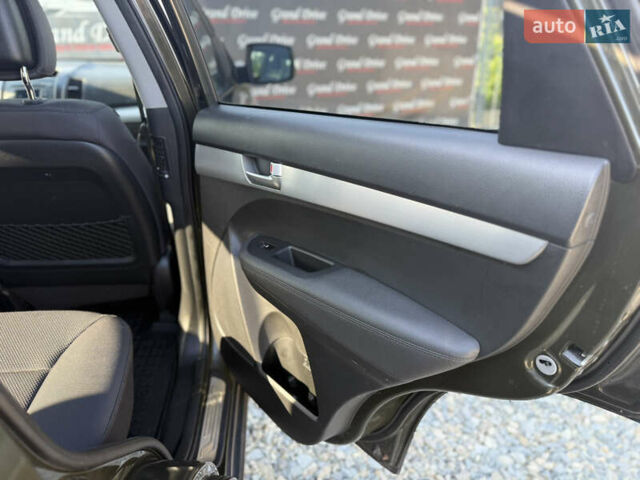 Зеленый Киа Соренто, объемом двигателя 2.2 л и пробегом 168 тыс. км за 12800 $, фото 20 на Automoto.ua