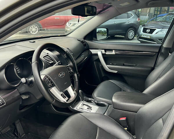 Зеленый Киа Соренто, объемом двигателя 2.2 л и пробегом 150 тыс. км за 12750 $, фото 18 на Automoto.ua