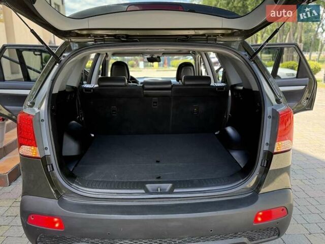 Зелений Кіа Соренто, об'ємом двигуна 2.2 л та пробігом 250 тис. км за 12700 $, фото 44 на Automoto.ua