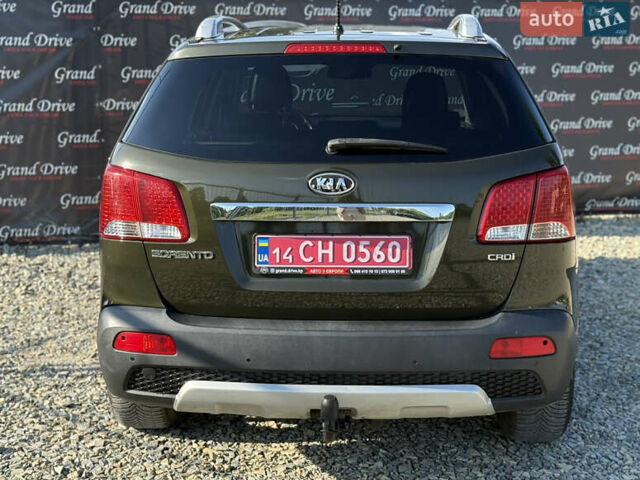 Зеленый Киа Соренто, объемом двигателя 2.2 л и пробегом 168 тыс. км за 12800 $, фото 6 на Automoto.ua