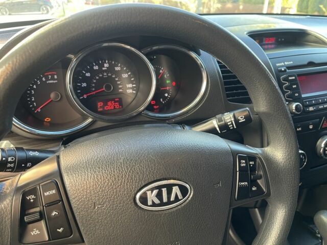 Зеленый Киа Соренто, объемом двигателя 2.4 л и пробегом 171 тыс. км за 9999 $, фото 6 на Automoto.ua