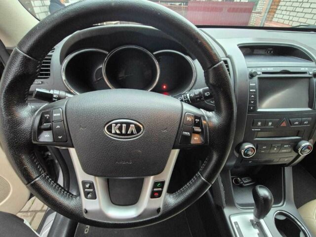 Зелений Кіа Соренто, об'ємом двигуна 2.2 л та пробігом 161 тис. км за 16450 $, фото 14 на Automoto.ua