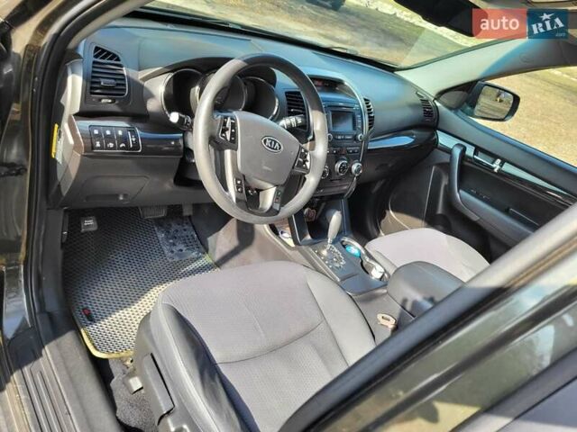 Зеленый Киа Соренто, объемом двигателя 2.4 л и пробегом 160 тыс. км за 13200 $, фото 2 на Automoto.ua
