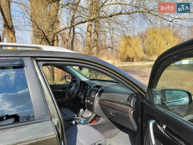 Зеленый Киа Соренто, объемом двигателя 2.4 л и пробегом 160 тыс. км за 13200 $, фото 4 на Automoto.ua
