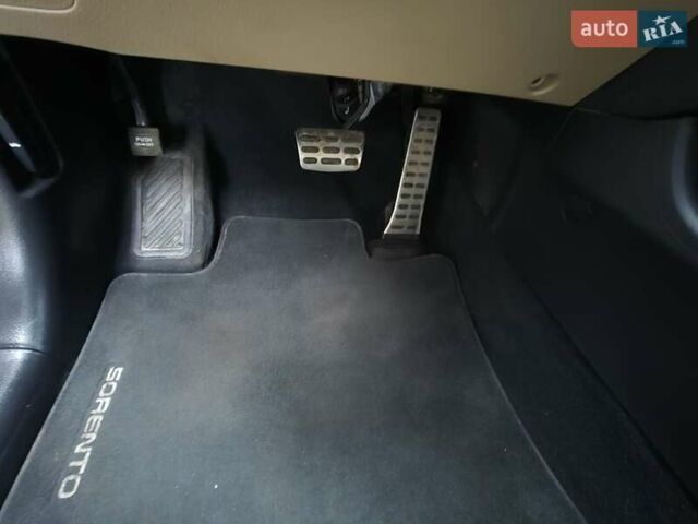 Зеленый Киа Соренто, объемом двигателя 2.2 л и пробегом 161 тыс. км за 16450 $, фото 26 на Automoto.ua