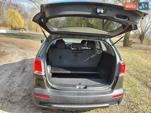 Зеленый Киа Соренто, объемом двигателя 2.4 л и пробегом 160 тыс. км за 13200 $, фото 7 на Automoto.ua