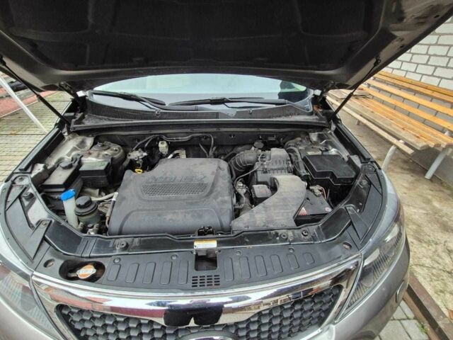 Зелений Кіа Соренто, об'ємом двигуна 2.2 л та пробігом 161 тис. км за 16450 $, фото 16 на Automoto.ua