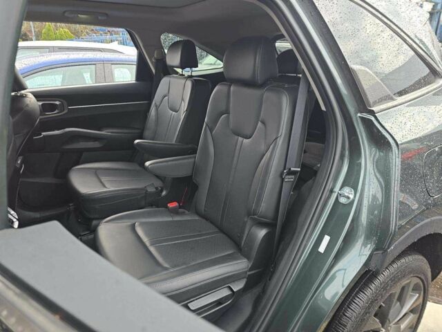 Зелений Кіа Соренто, об'ємом двигуна 0 л та пробігом 30 тис. км за 32000 $, фото 7 на Automoto.ua