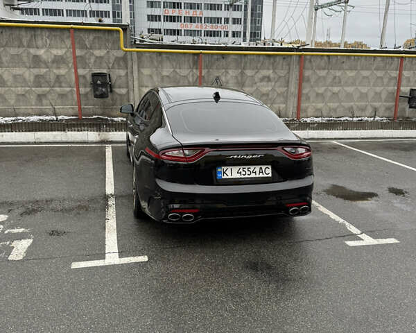 Черный Киа Stinger, объемом двигателя 2 л и пробегом 57 тыс. км за 17500 $, фото 2 на Automoto.ua