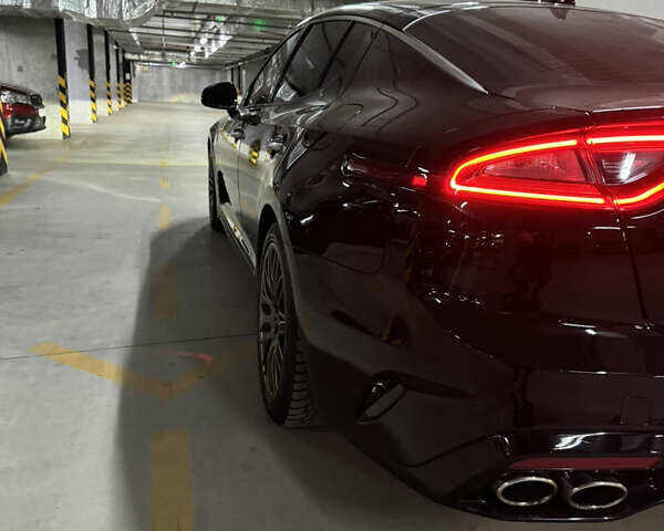 Черный Киа Stinger, объемом двигателя 2 л и пробегом 57 тыс. км за 17500 $, фото 16 на Automoto.ua