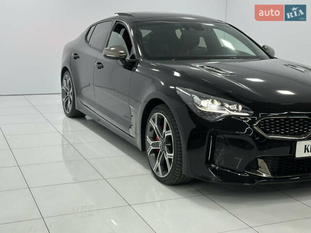 Черный Киа Stinger, объемом двигателя 3.34 л и пробегом 55 тыс. км за 25999 $, фото 11 на Automoto.ua