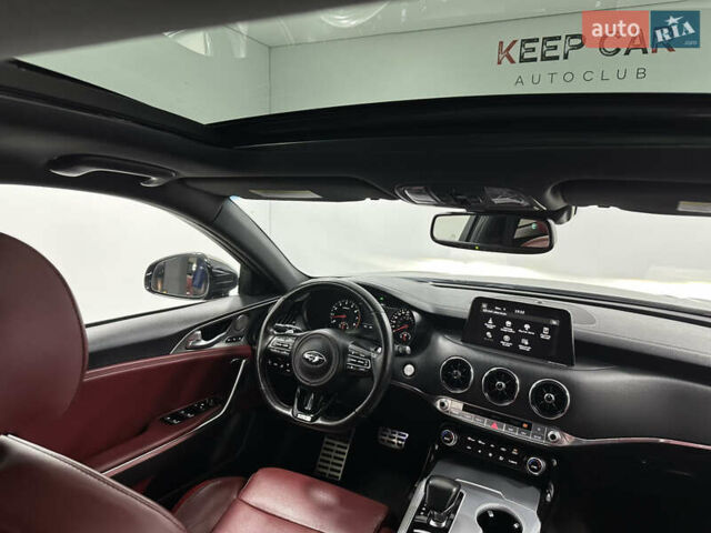 Черный Киа Stinger, объемом двигателя 3.34 л и пробегом 55 тыс. км за 25999 $, фото 17 на Automoto.ua
