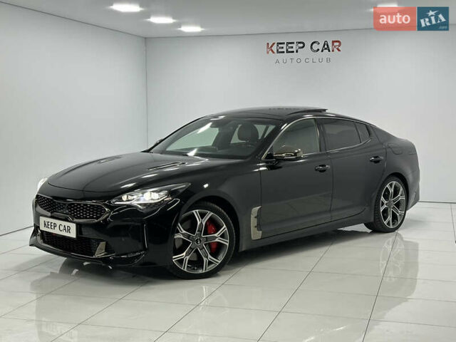 Черный Киа Stinger, объемом двигателя 3.34 л и пробегом 55 тыс. км за 25999 $, фото 2 на Automoto.ua