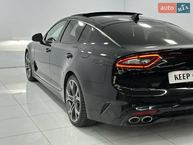 Черный Киа Stinger, объемом двигателя 3.34 л и пробегом 55 тыс. км за 25999 $, фото 13 на Automoto.ua