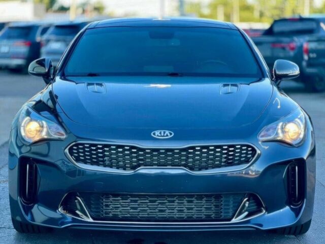 Черный Киа Stinger, объемом двигателя 2 л и пробегом 35 тыс. км за 13000 $, фото 1 на Automoto.ua