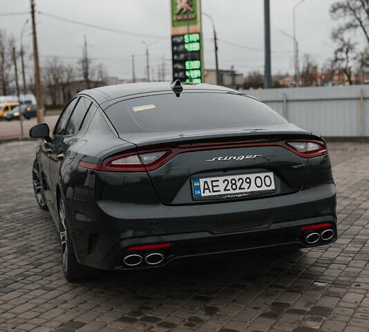 Черный Киа Stinger, объемом двигателя 3.3 л и пробегом 35 тыс. км за 28000 $, фото 25 на Automoto.ua