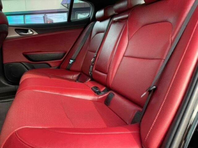 Чорний Кіа Stinger, об'ємом двигуна 3.3 л та пробігом 48 тис. км за 5400 $, фото 12 на Automoto.ua
