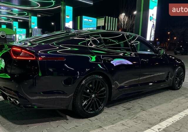 Фиолетовый Киа Stinger, объемом двигателя 2 л и пробегом 65 тыс. км за 19900 $, фото 6 на Automoto.ua
