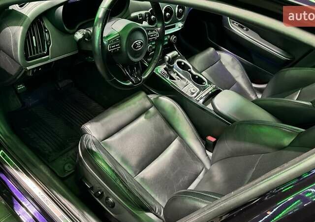 Фиолетовый Киа Stinger, объемом двигателя 2 л и пробегом 65 тыс. км за 19900 $, фото 10 на Automoto.ua