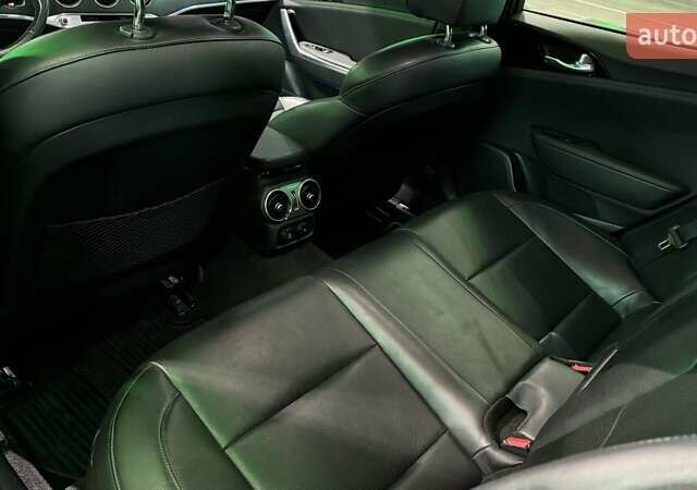 Фиолетовый Киа Stinger, объемом двигателя 2 л и пробегом 65 тыс. км за 19900 $, фото 13 на Automoto.ua