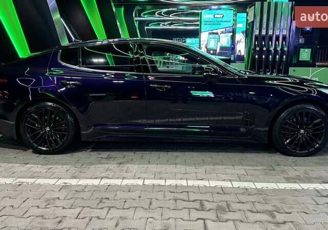 Фиолетовый Киа Stinger, объемом двигателя 2 л и пробегом 65 тыс. км за 19900 $, фото 8 на Automoto.ua