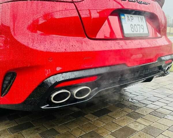 Красный Киа Stinger, объемом двигателя 3.34 л и пробегом 115 тыс. км за 25000 $, фото 24 на Automoto.ua