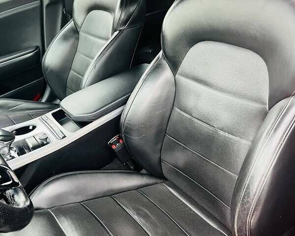 Красный Киа Stinger, объемом двигателя 3.34 л и пробегом 115 тыс. км за 25000 $, фото 43 на Automoto.ua