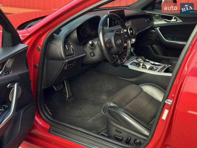 Красный Киа Stinger, объемом двигателя 3.34 л и пробегом 124 тыс. км за 25500 $, фото 43 на Automoto.ua