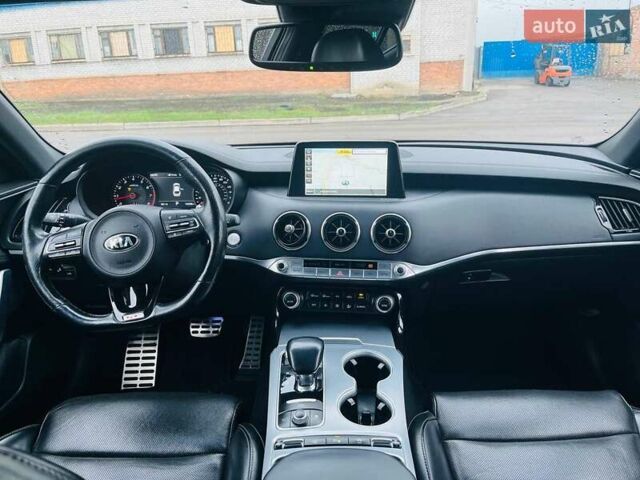 Красный Киа Stinger, объемом двигателя 3.34 л и пробегом 115 тыс. км за 25000 $, фото 34 на Automoto.ua