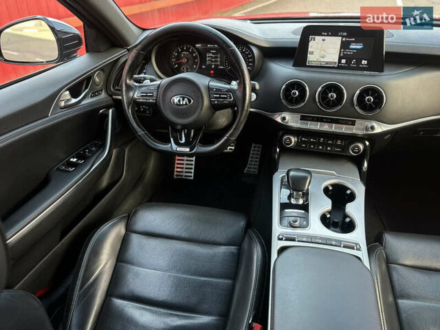 Красный Киа Stinger, объемом двигателя 3.34 л и пробегом 124 тыс. км за 25500 $, фото 29 на Automoto.ua