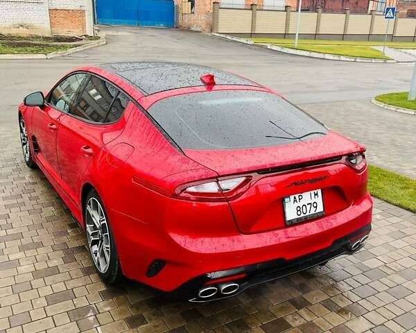 Красный Киа Stinger, объемом двигателя 3.34 л и пробегом 115 тыс. км за 25000 $, фото 19 на Automoto.ua
