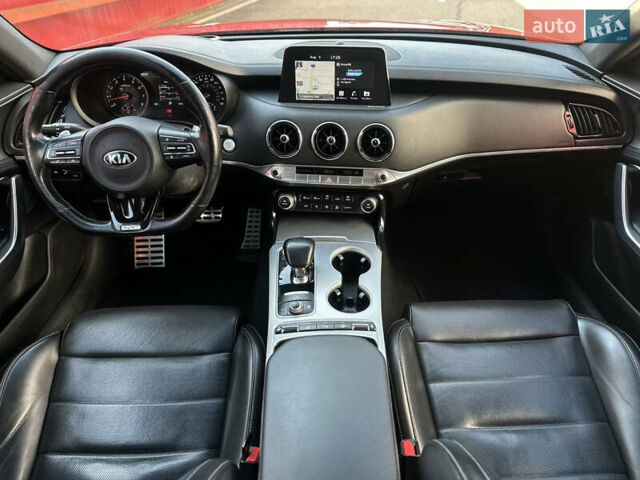 Красный Киа Stinger, объемом двигателя 3.34 л и пробегом 124 тыс. км за 25500 $, фото 28 на Automoto.ua
