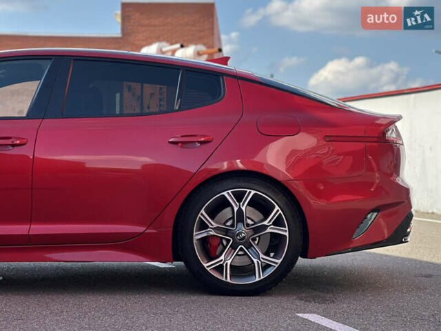 Красный Киа Stinger, объемом двигателя 3.34 л и пробегом 124 тыс. км за 25500 $, фото 14 на Automoto.ua