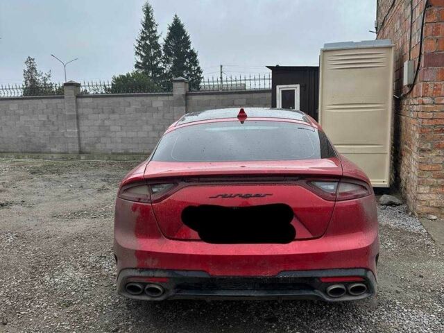 Красный Киа Stinger, объемом двигателя 3.3 л и пробегом 80 тыс. км за 10000 $, фото 3 на Automoto.ua