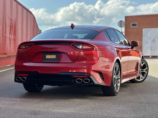 Красный Киа Stinger, объемом двигателя 3.3 л и пробегом 124 тыс. км за 24500 $, фото 10 на Automoto.ua