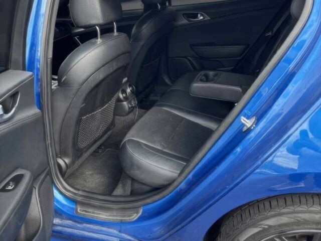 Синий Киа Stinger, объемом двигателя 3.3 л и пробегом 45 тыс. км за 15800 $, фото 10 на Automoto.ua