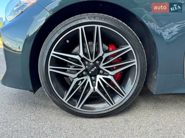 Зеленый Киа Stinger, объемом двигателя 3.34 л и пробегом 85 тыс. км за 33000 $, фото 8 на Automoto.ua