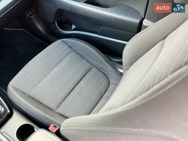 Білий Кіа Stonic, об'ємом двигуна 1.37 л та пробігом 68 тис. км за 17600 $, фото 18 на Automoto.ua