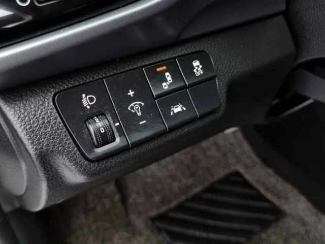 Киа Stonic 2019 в Киеве на Automoto.ua Белый Киа Stonic, объемом двигателя 1.6 л и пробегом 47 тыс. км за 12000 $, фото 7 на Automoto.ua