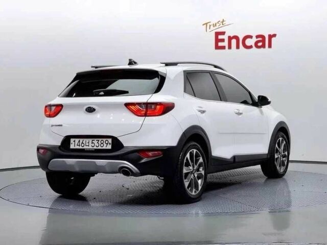 Киа Stonic 2019 в Киеве на Automoto.ua Белый Киа Stonic, объемом двигателя 1.6 л и пробегом 47 тыс. км за 12000 $, фото 2 на Automoto.ua