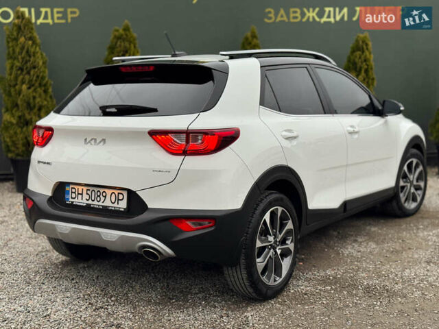 Белый Киа Stonic, объемом двигателя 1.4 л и пробегом 24 тыс. км за 17500 $, фото 13 на Automoto.ua