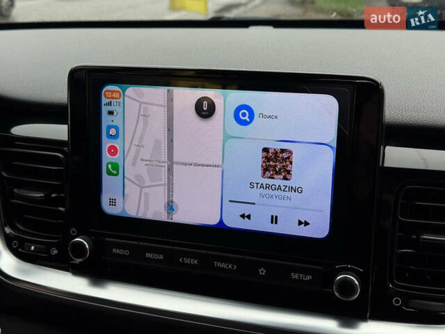 Белый Киа Stonic, объемом двигателя 1.4 л и пробегом 24 тыс. км за 17500 $, фото 32 на Automoto.ua