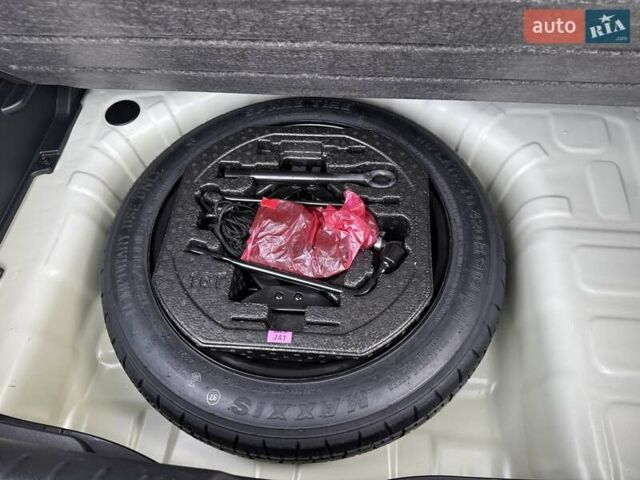 Белый Киа Stonic, объемом двигателя 1.37 л и пробегом 18 тыс. км за 19700 $, фото 23 на Automoto.ua