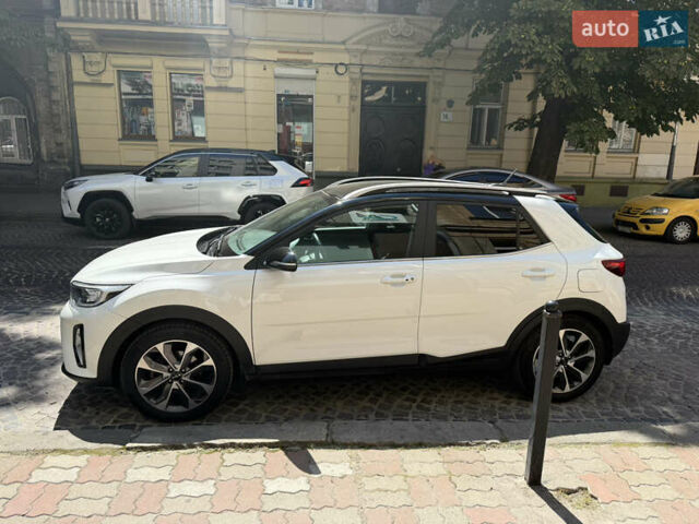 Білий Кіа Stonic, об'ємом двигуна 1.4 л та пробігом 16 тис. км за 22000 $, фото 1 на Automoto.ua